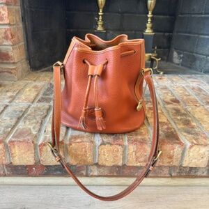 Vintage Dooney & Bourke Pebbled Leather Bucket Purse